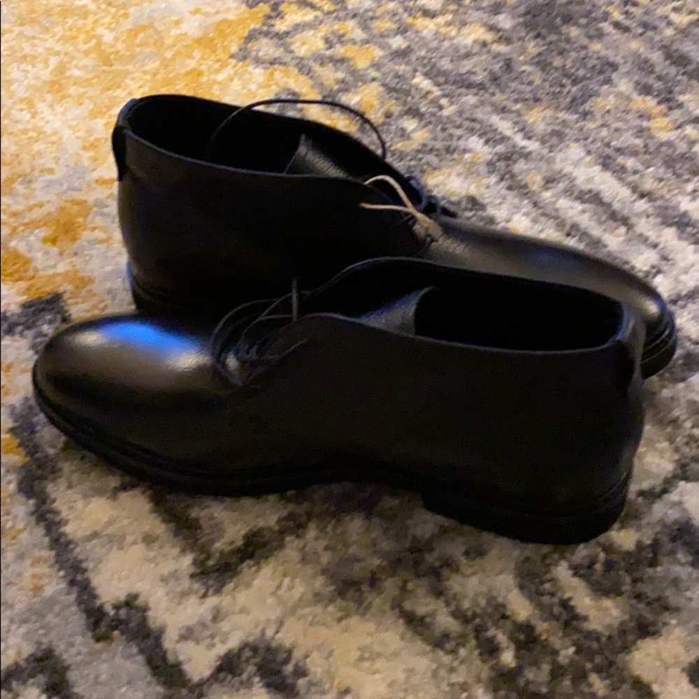 Alberto Guardini black ankle boots